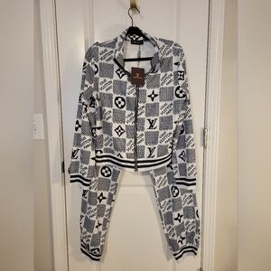 Louis Vuitton Black and White Monogram Set